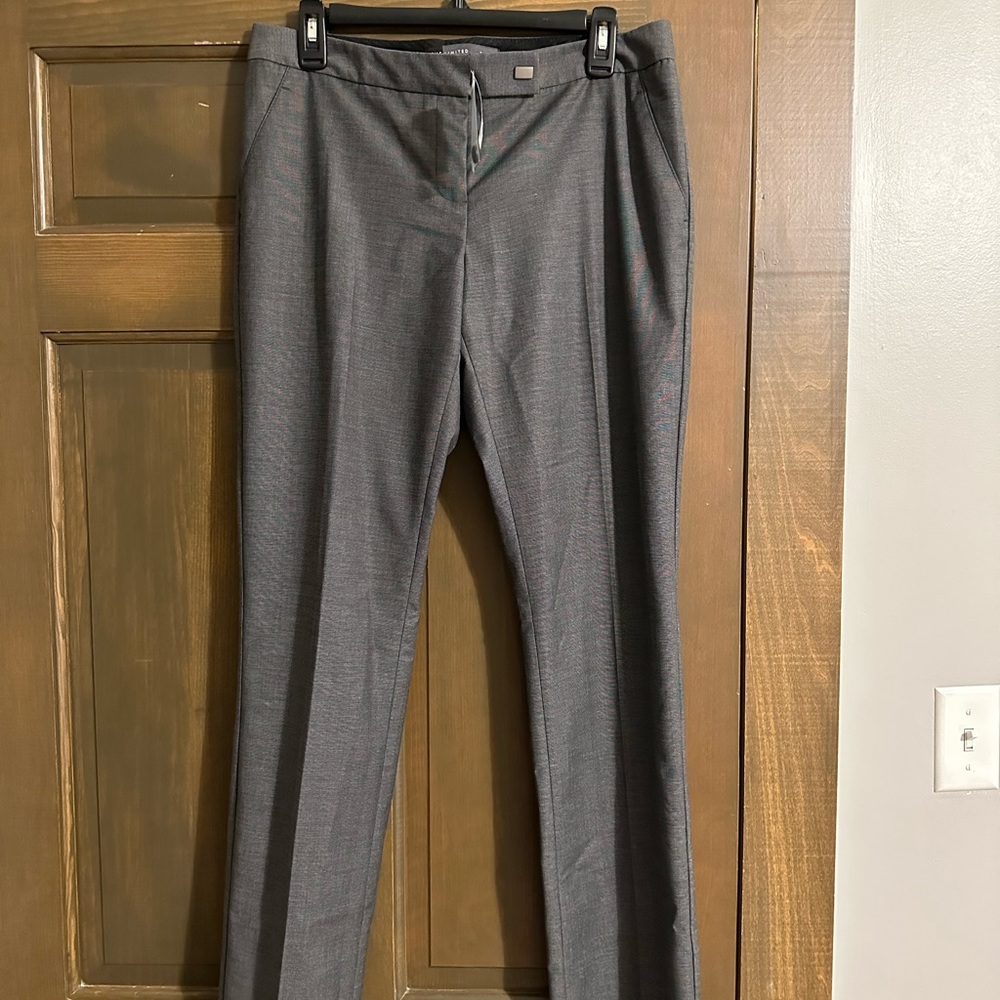 Limited Drew Fit Size 8 NWT